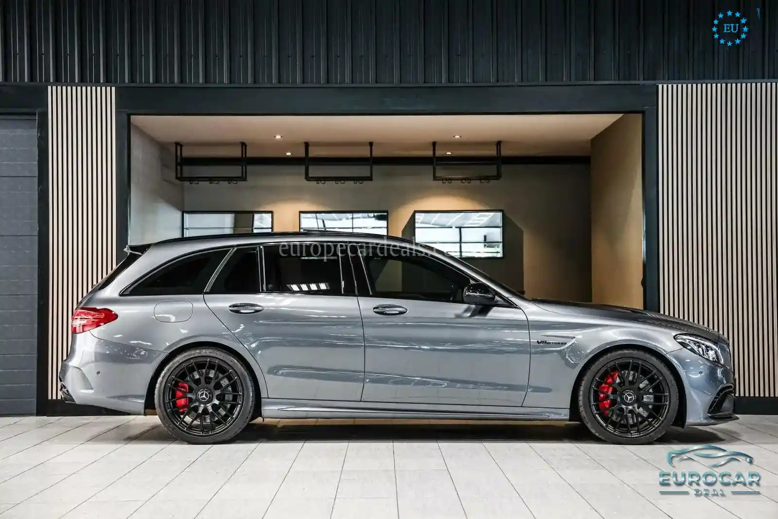 Mercedes-Benz C 63 AMG
