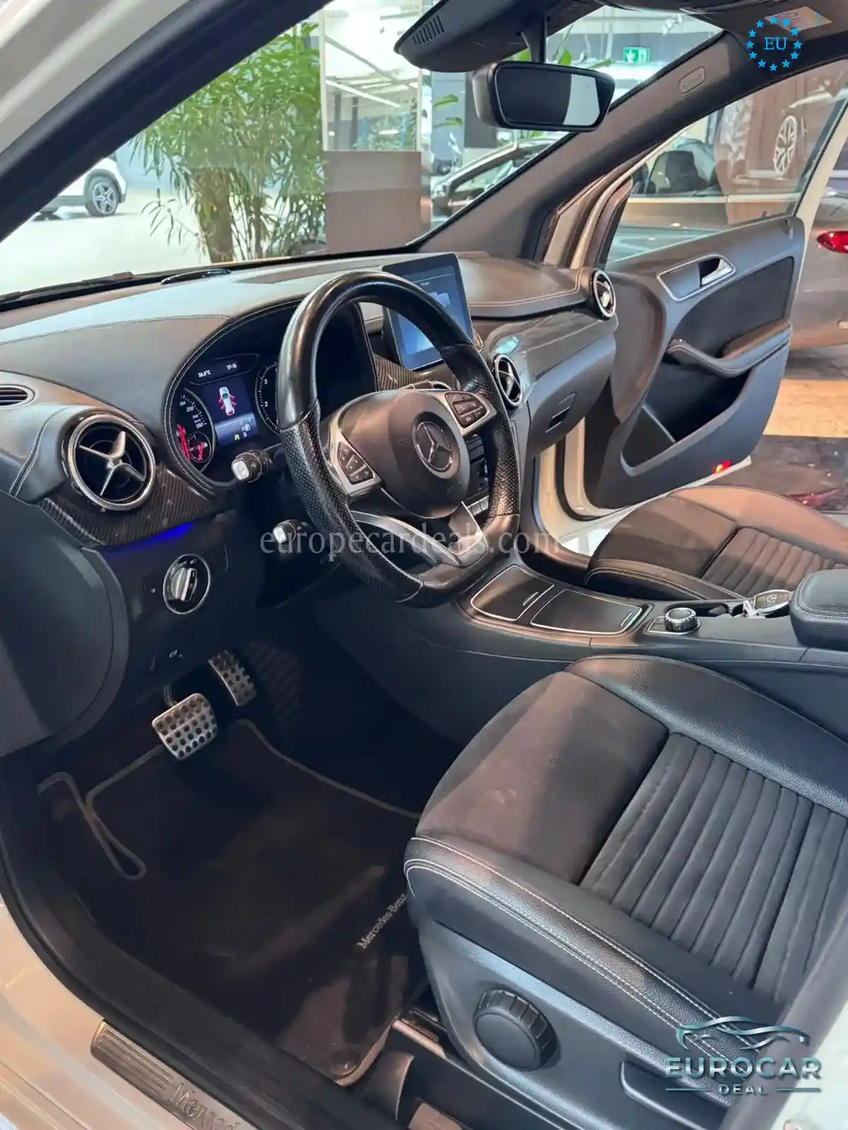 Mercedes-Benz B 220