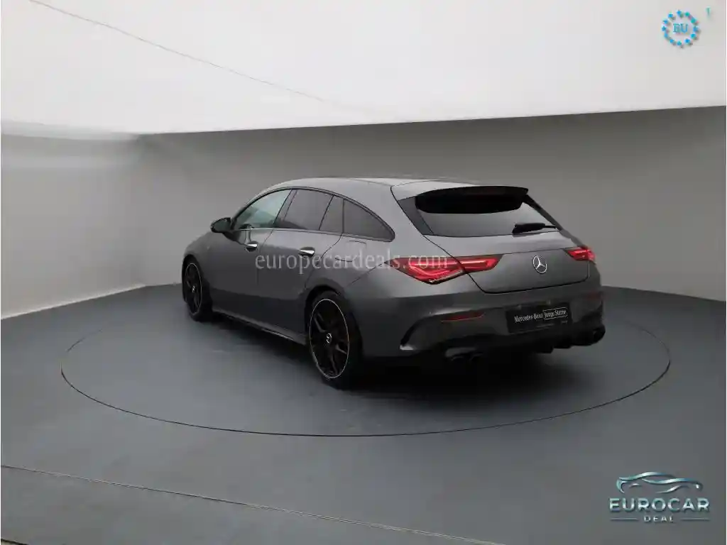 Mercedes-Benz CLA 45 AMG Shooting Brake