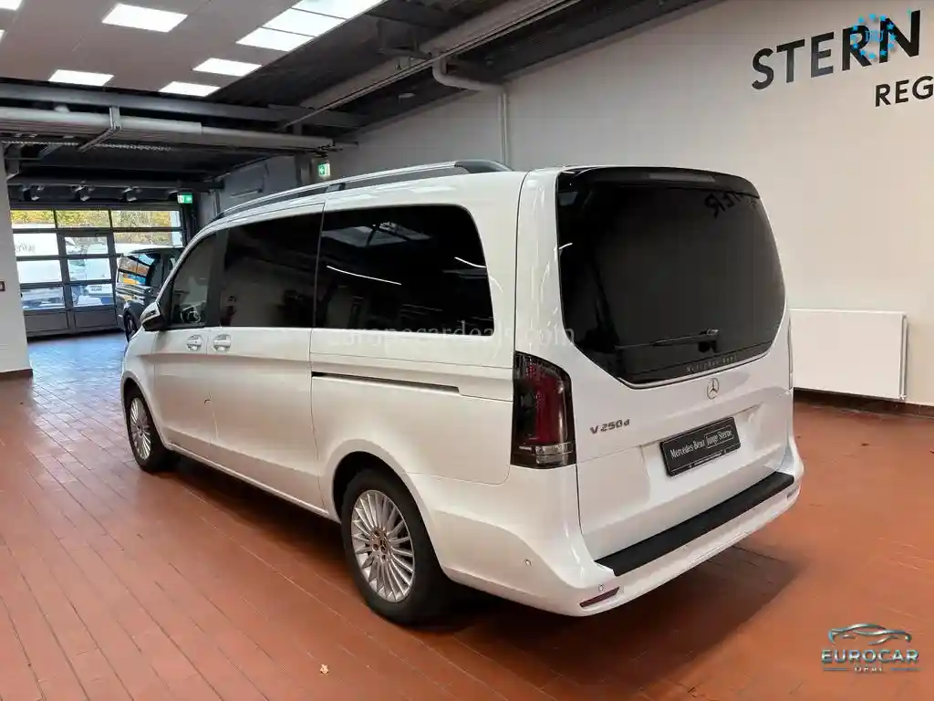 Mercedes-Benz V 250