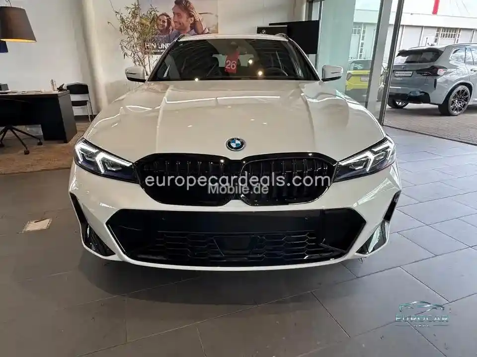 BMW 330