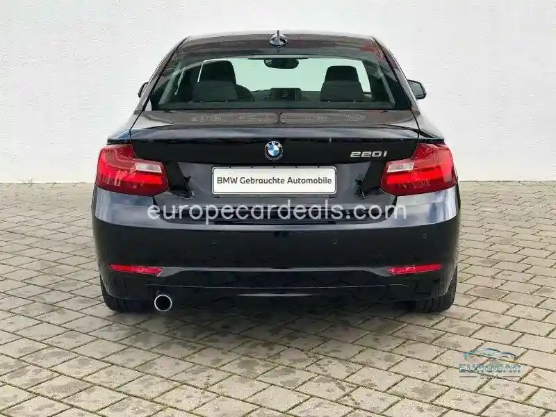 BMW 220