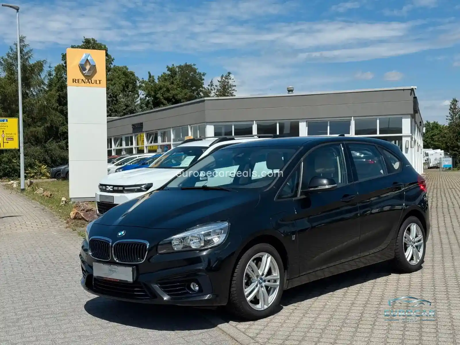 BMW 225