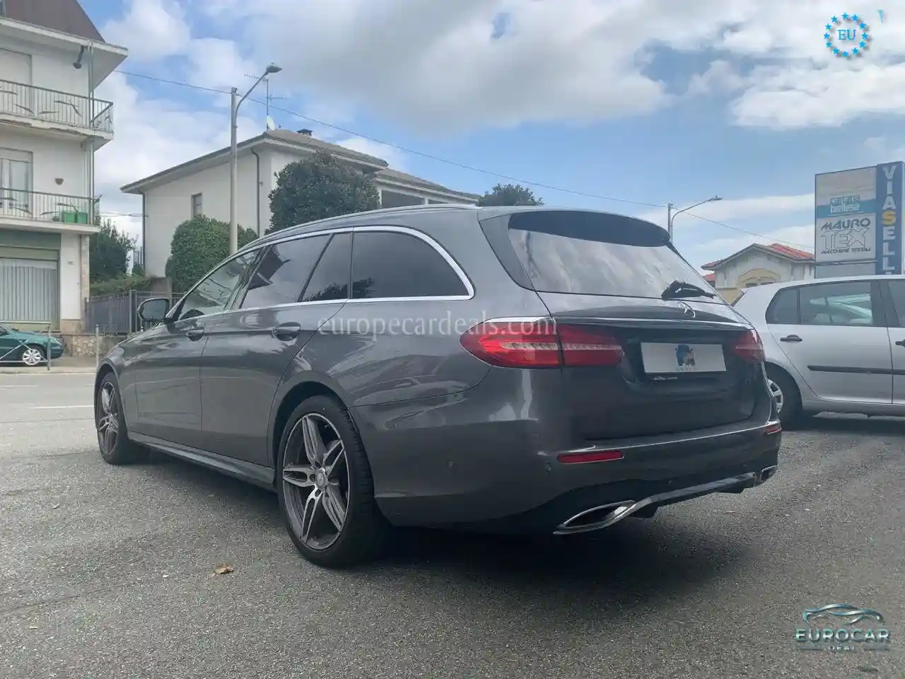 Mercedes-Benz E 220