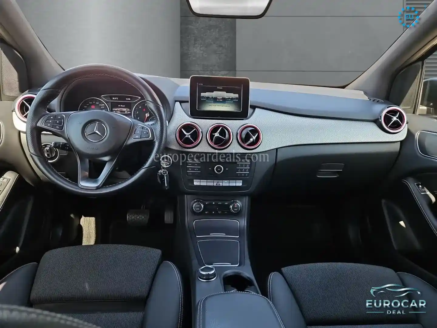 Mercedes-Benz B 180