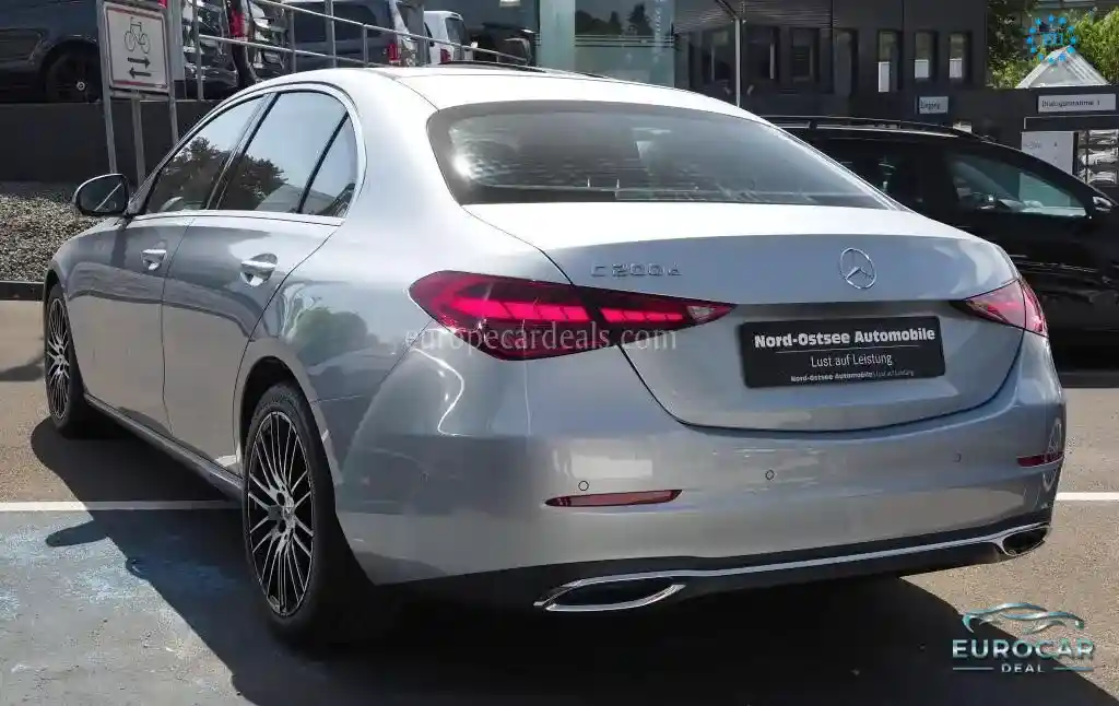 Mercedes-Benz C 200