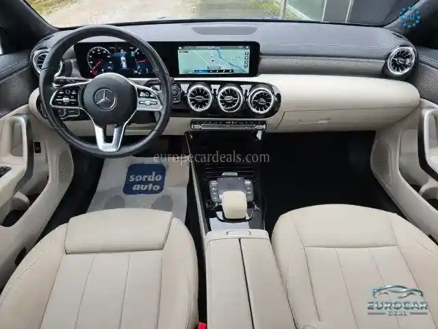 Mercedes-Benz CLA 200 Shooting Brake