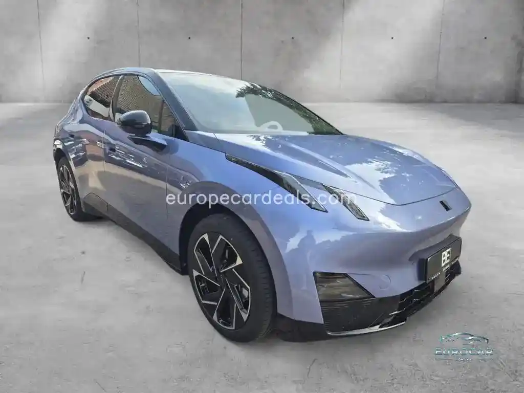 Lynk&Co 02