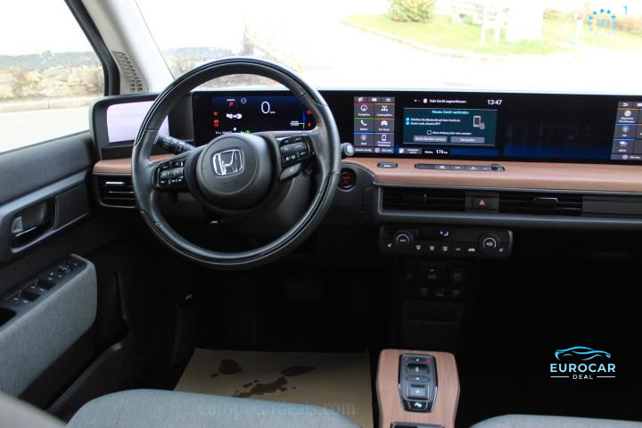 Honda e