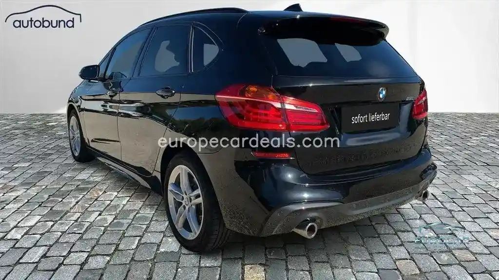 BMW 220