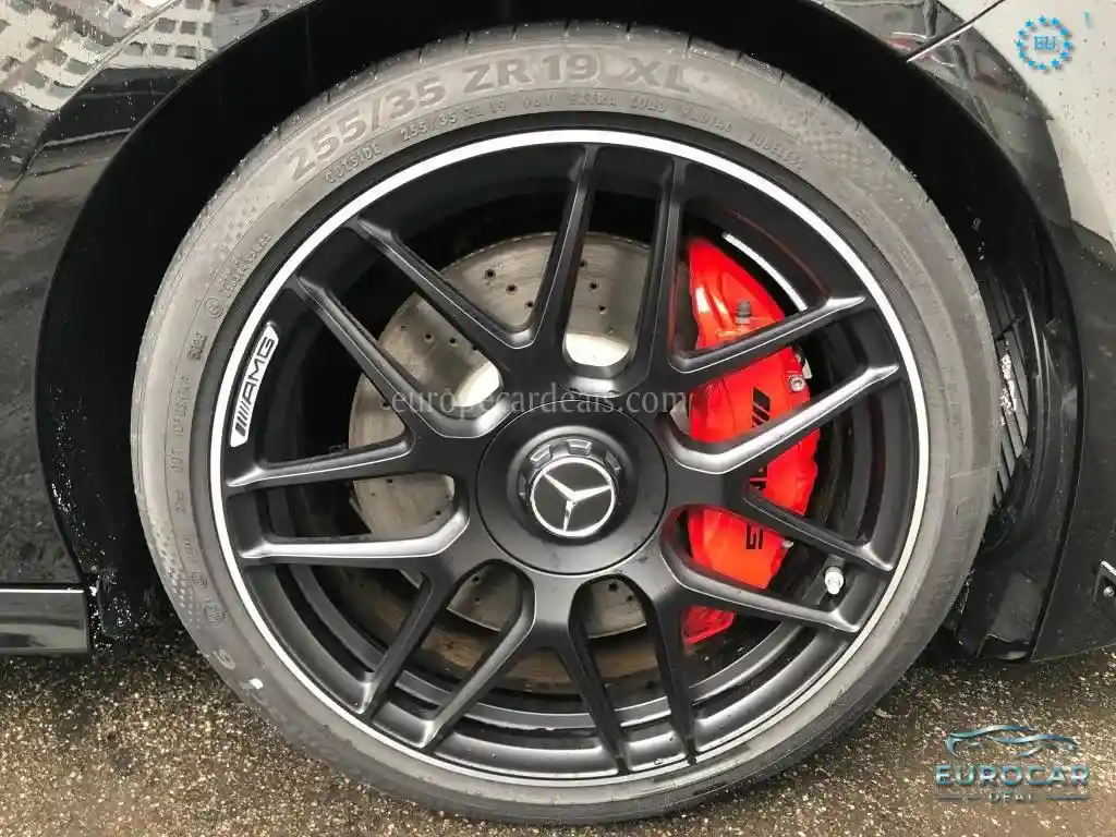 Mercedes-Benz CLA 45 AMG