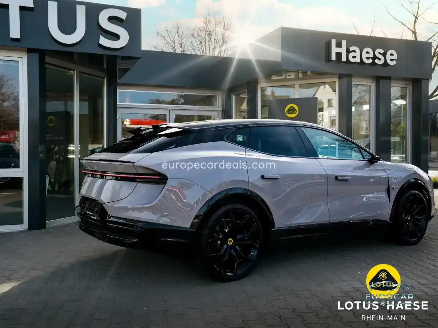 Lotus Eletre