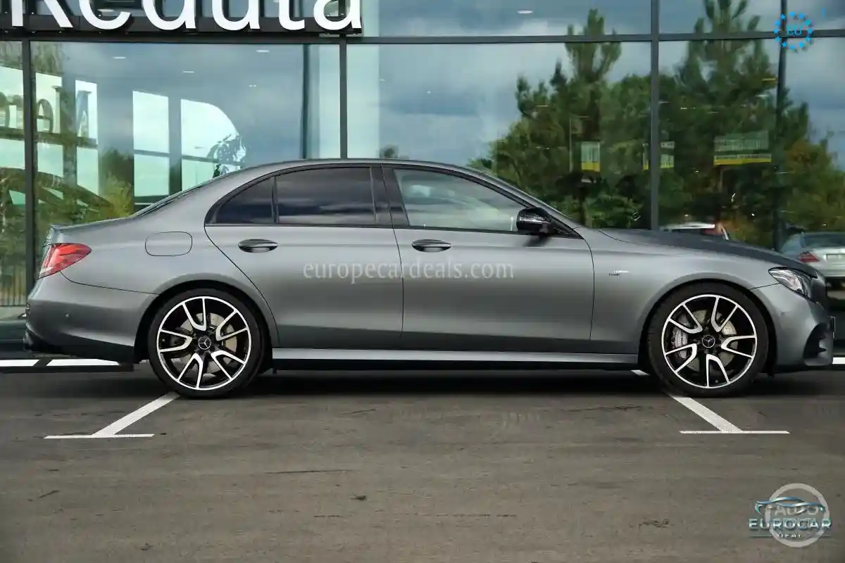 Mercedes-Benz E 53 AMG