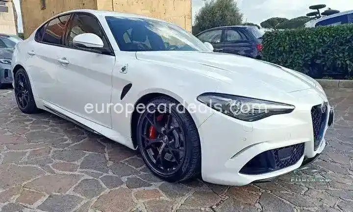 Alfa Romeo Giulia