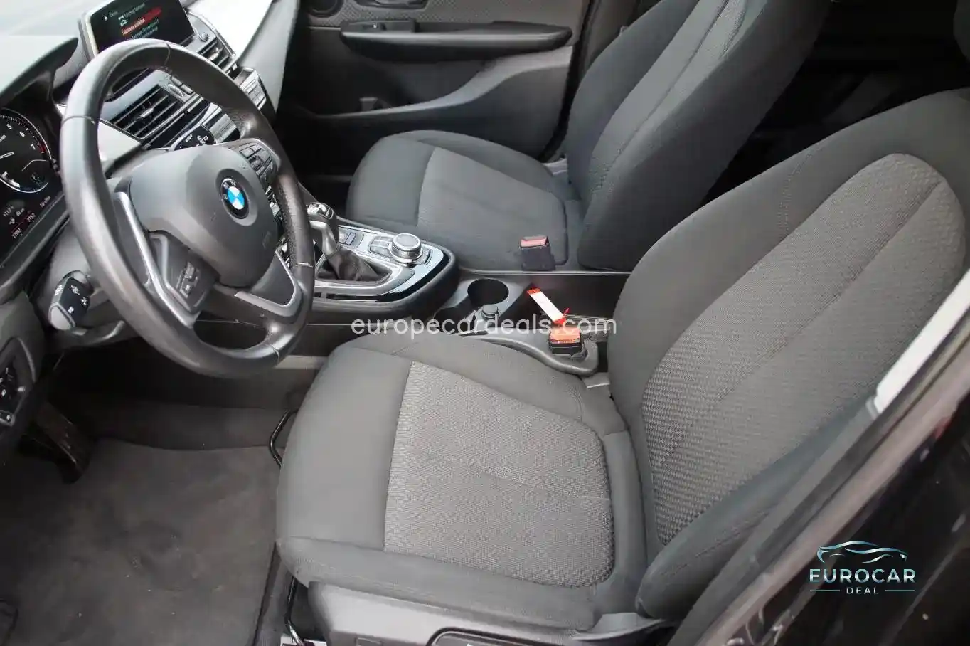 BMW 225