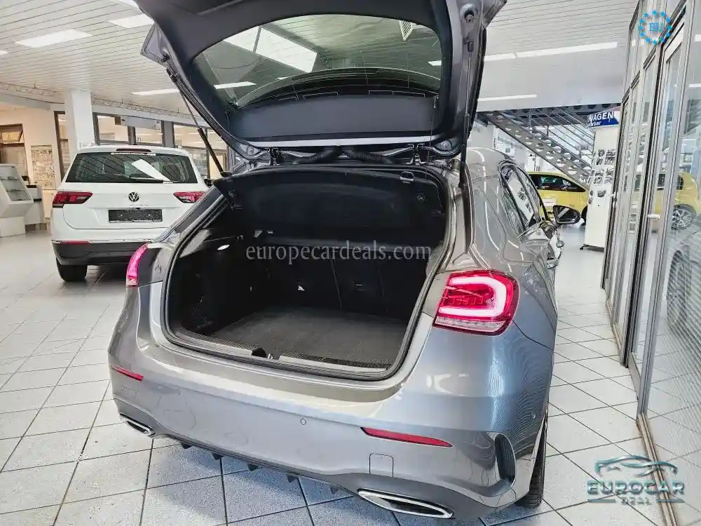Mercedes-Benz A 220