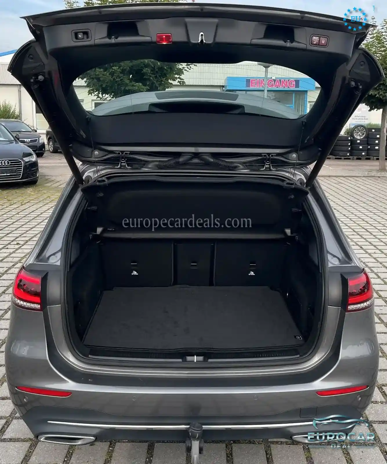 Mercedes-Benz B 220