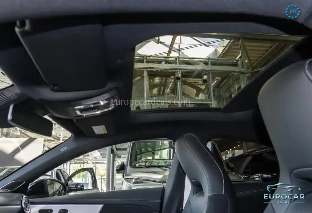 Mercedes-Benz CLA 220