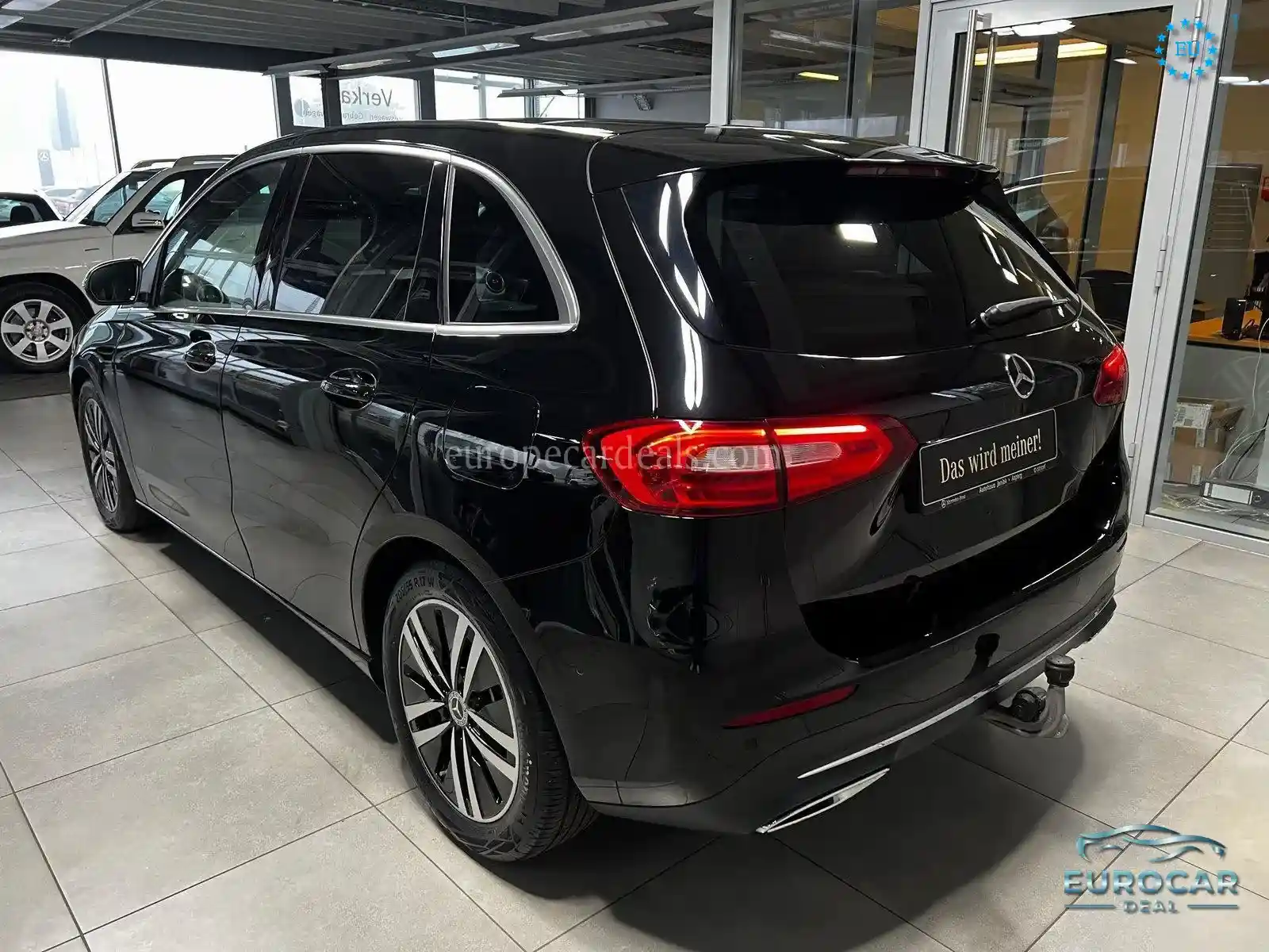Mercedes-Benz B 180