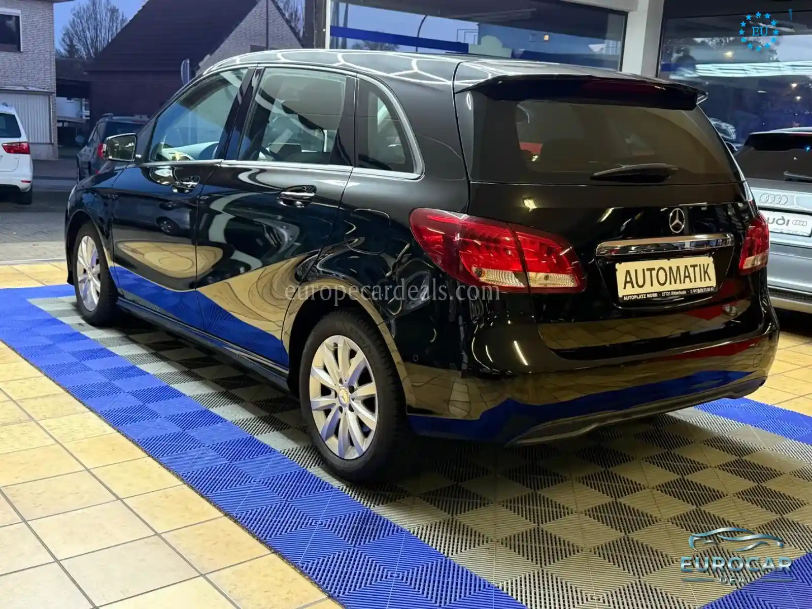 Mercedes-Benz B 200