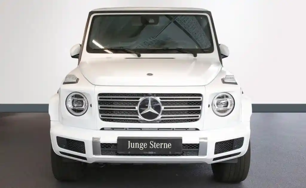 Mercedes-Benz G 500