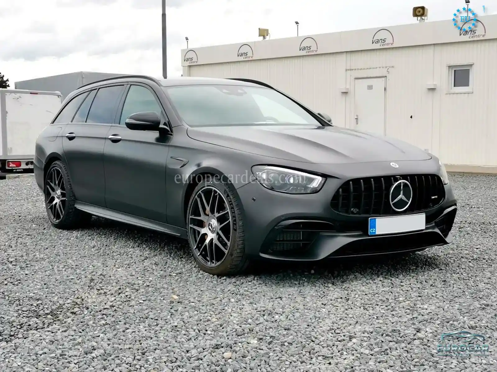 Mercedes-Benz E 63 AMG