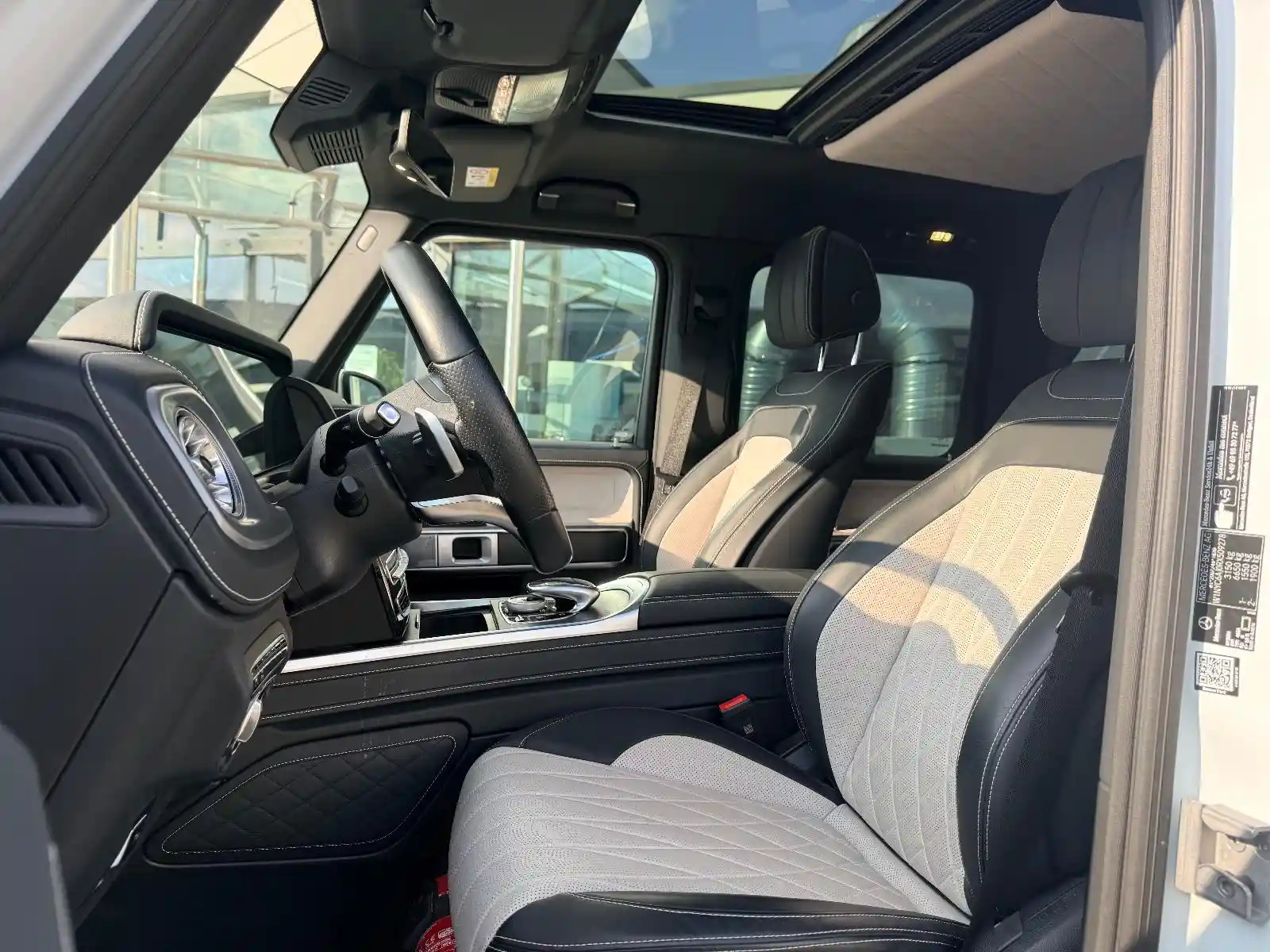 Mercedes-Benz G 500