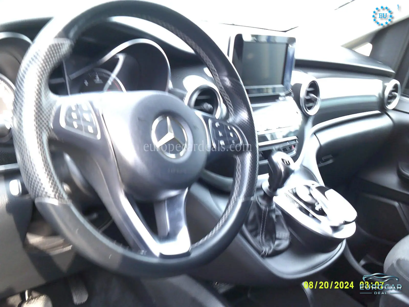 Mercedes-Benz V 220