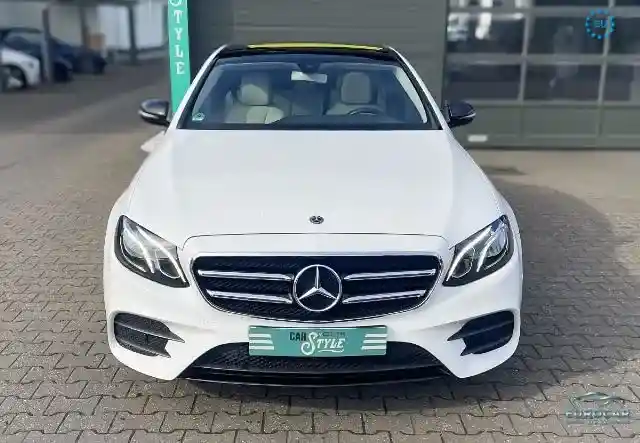 Mercedes-Benz E 400
