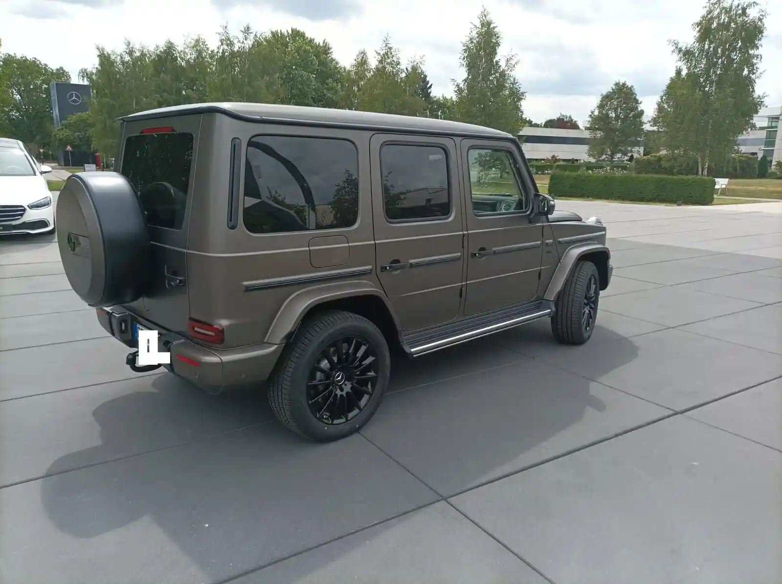 Mercedes-Benz G 500
