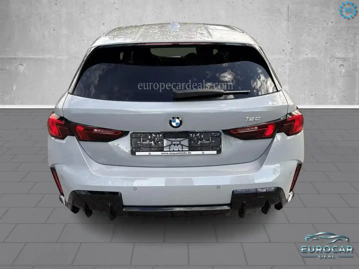 BMW 120