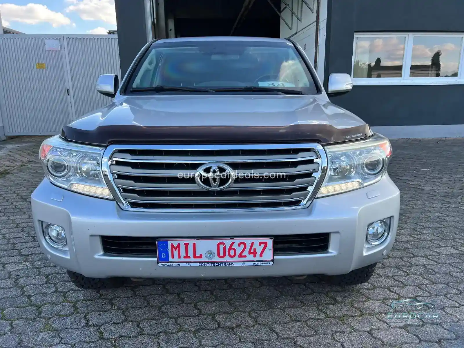 Toyota Land Cruiser