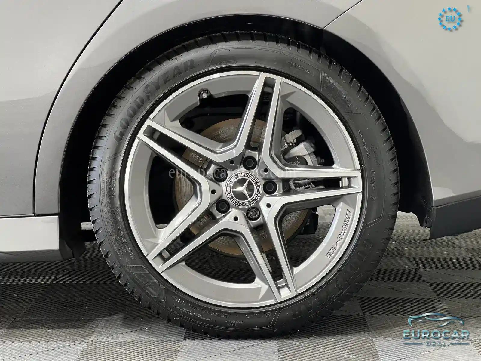 Mercedes-Benz CLA 180 Shooting Brake