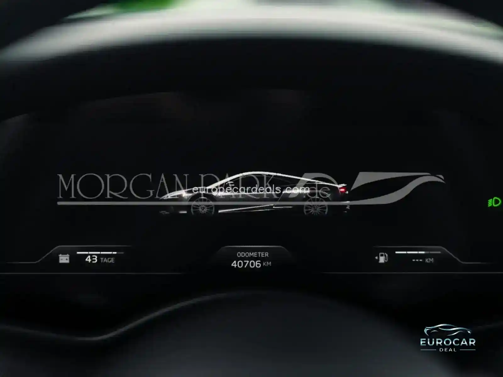 McLaren GT