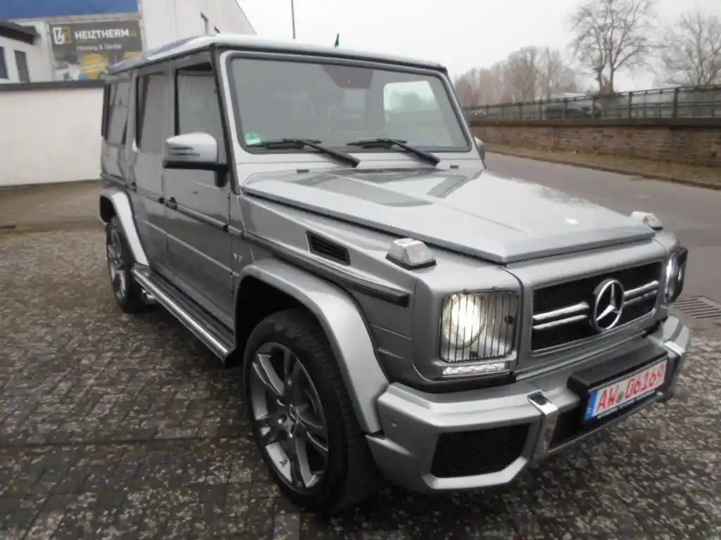 Mercedes-Benz G 500
