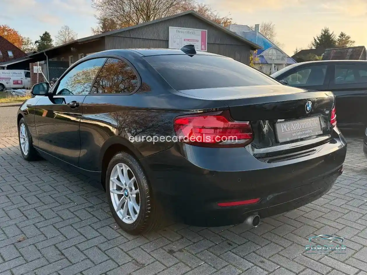 BMW 218