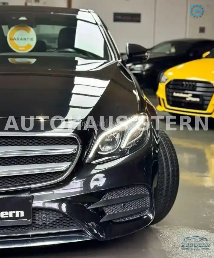 Mercedes-Benz E 220