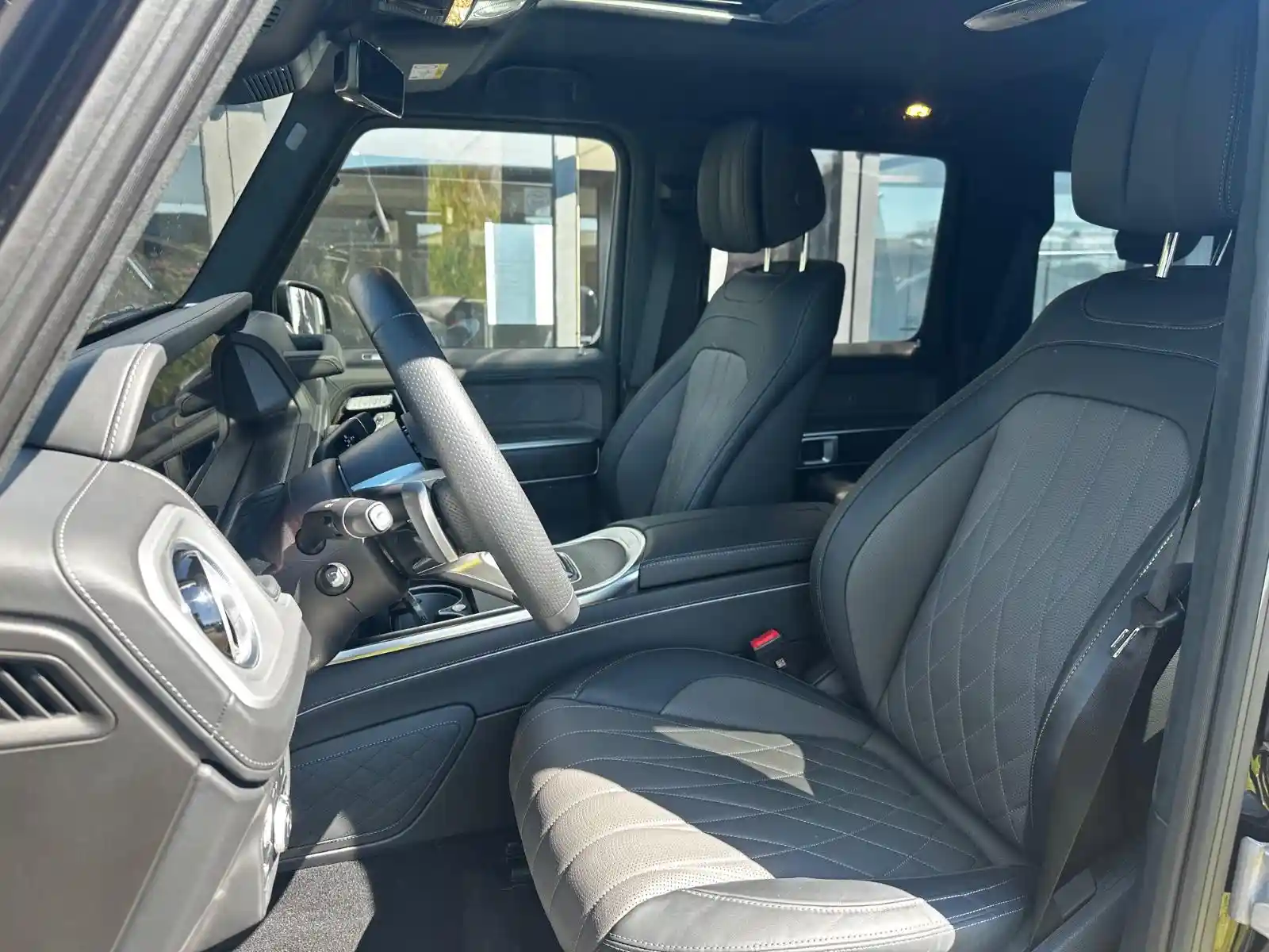 Mercedes-Benz G 500