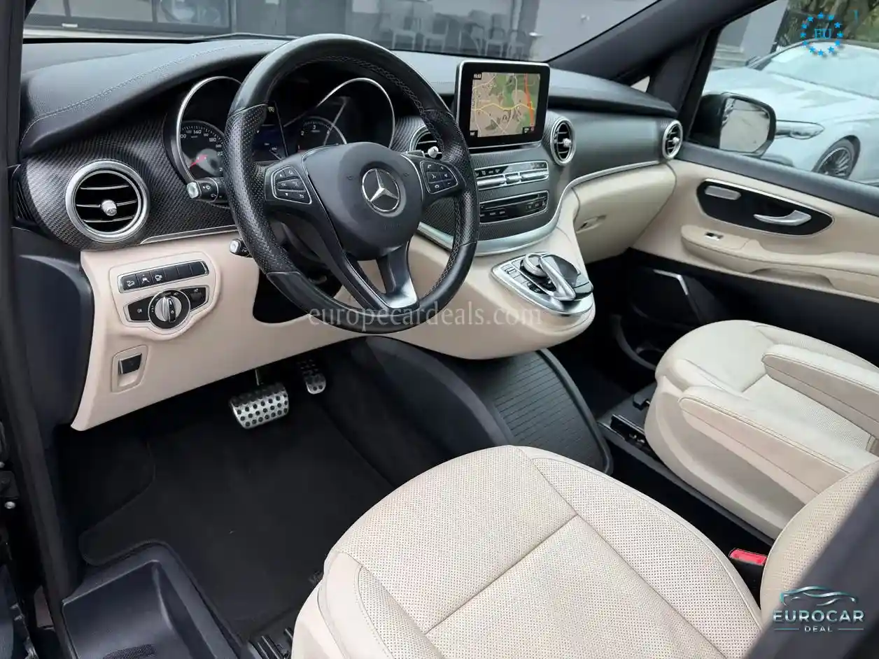 Mercedes-Benz V 250