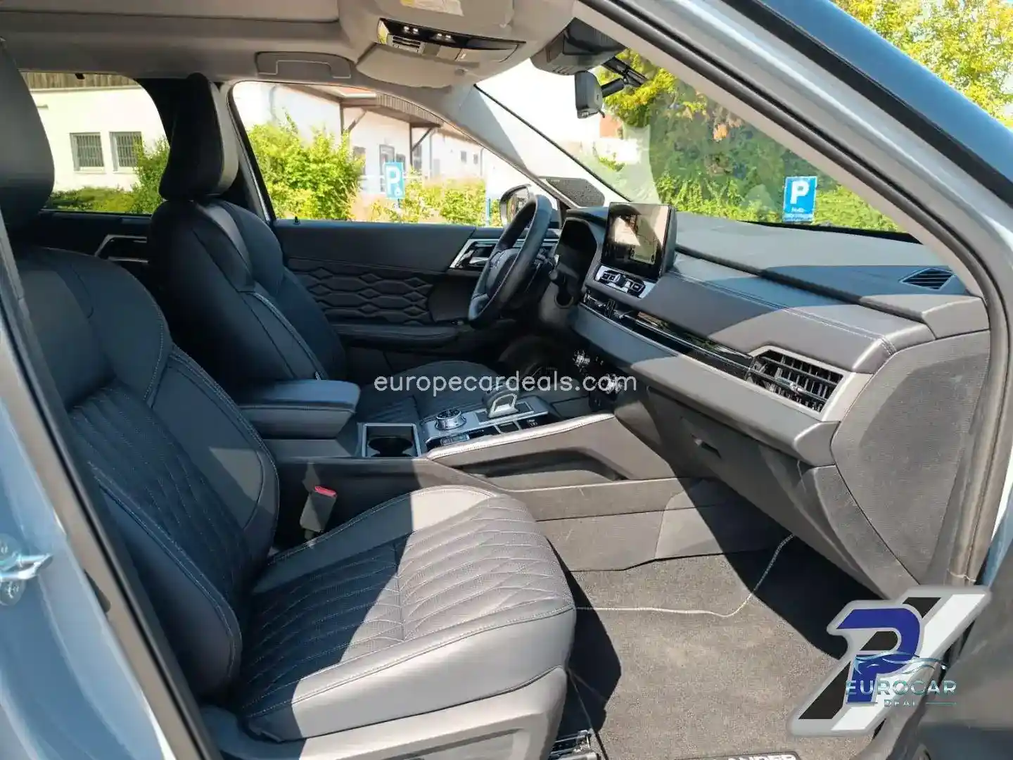 Mitsubishi Plug-in Hybrid Outlander