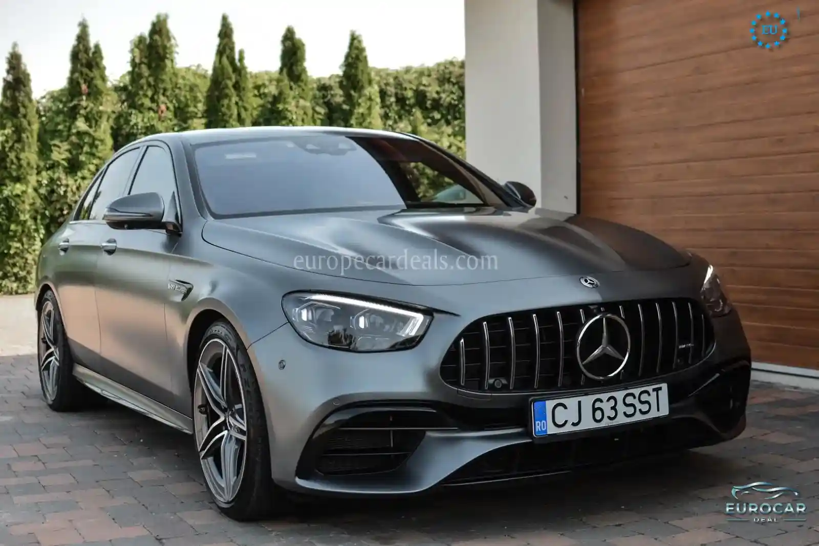 Mercedes-Benz E 63 AMG