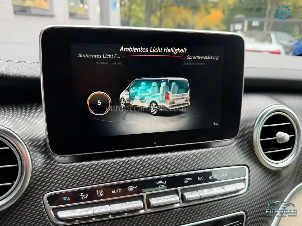 Mercedes-Benz V 250