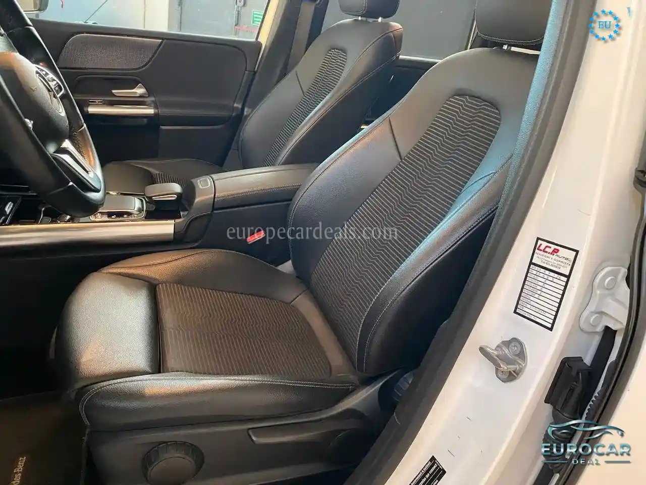 Mercedes-Benz B 180