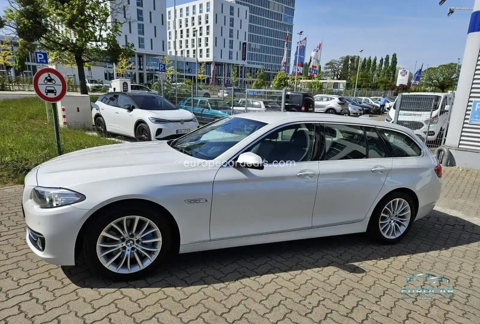 BMW 525