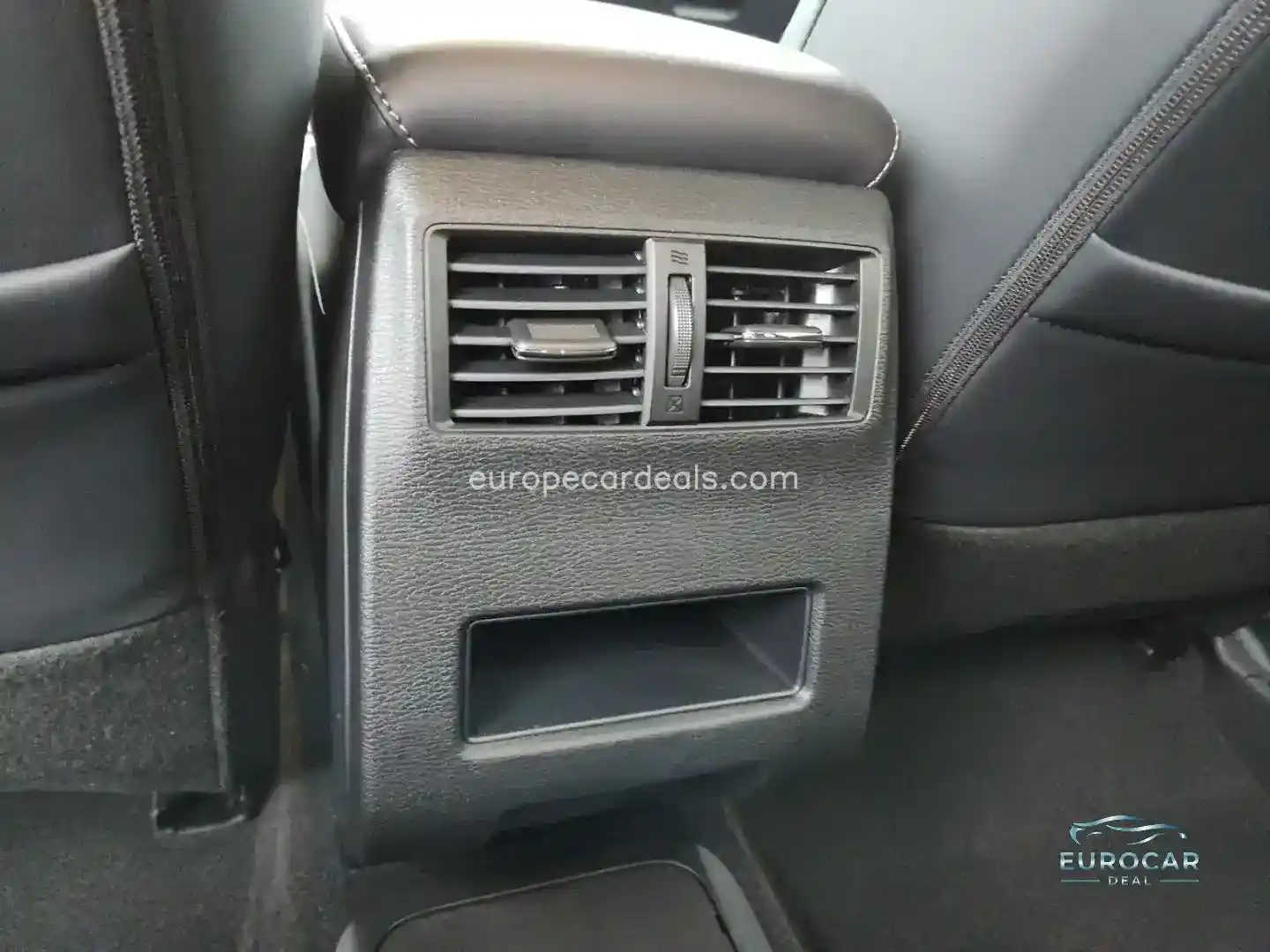 Mitsubishi Plug-in Hybrid Outlander