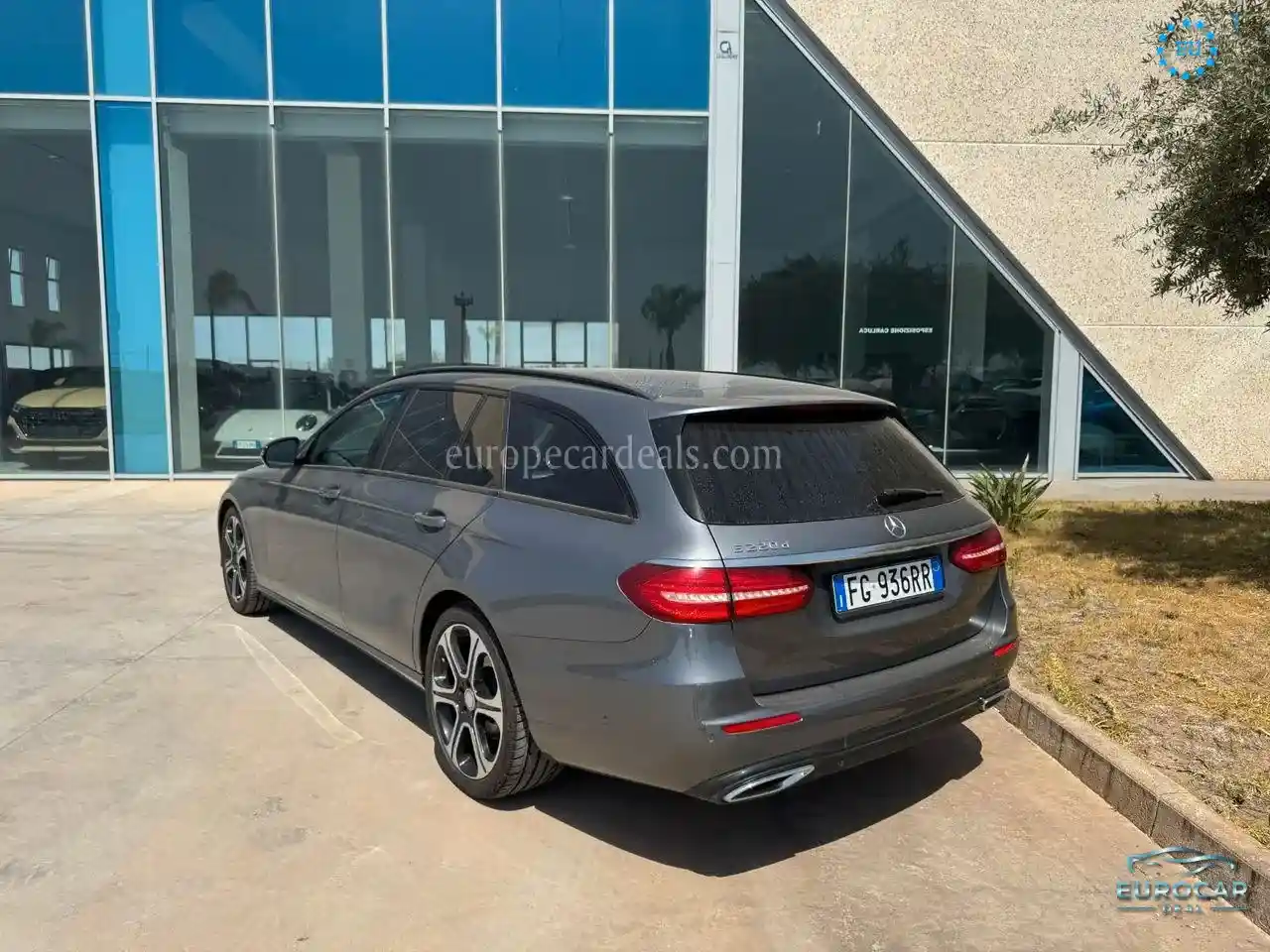 Mercedes-Benz E 220