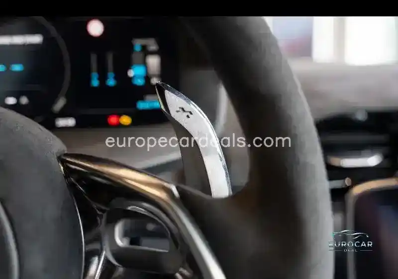 McLaren Artura
