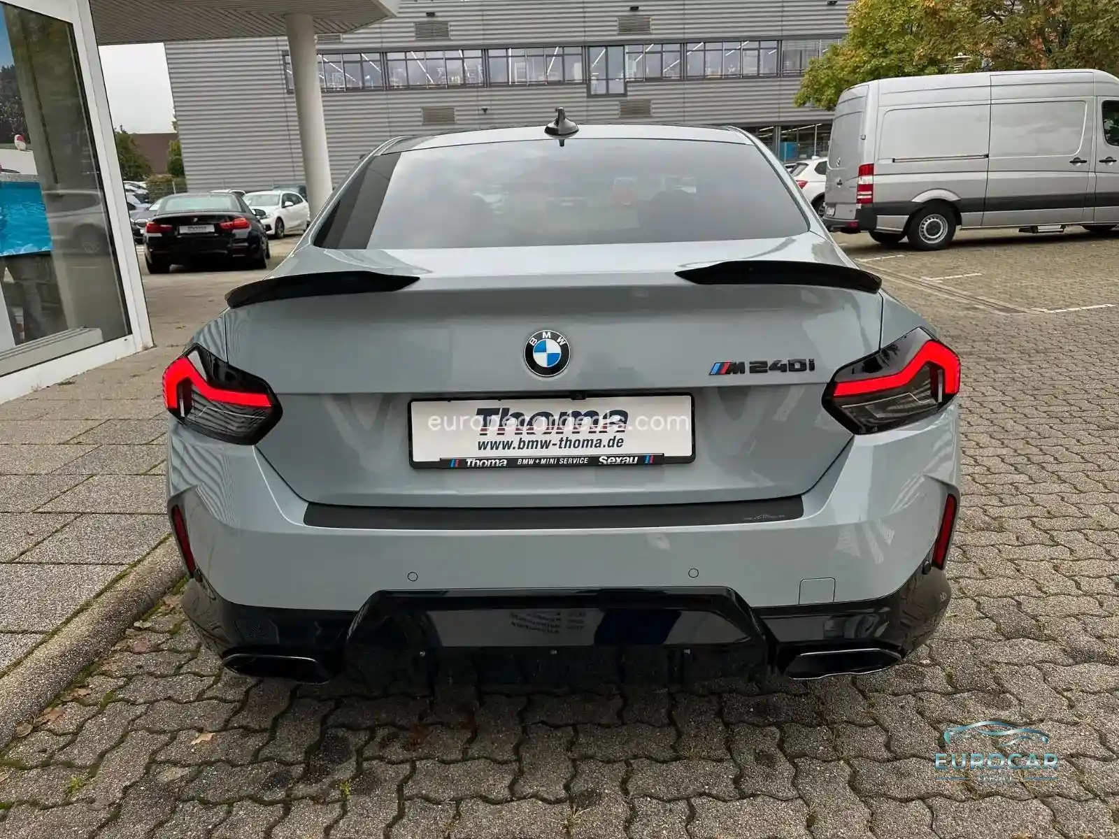 BMW M240i