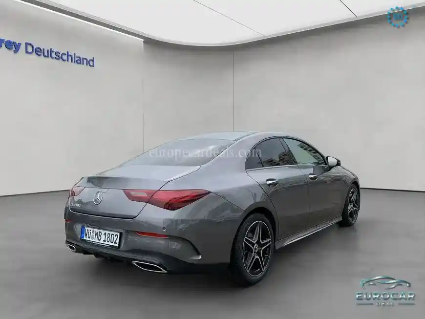 Mercedes-Benz CLA 180