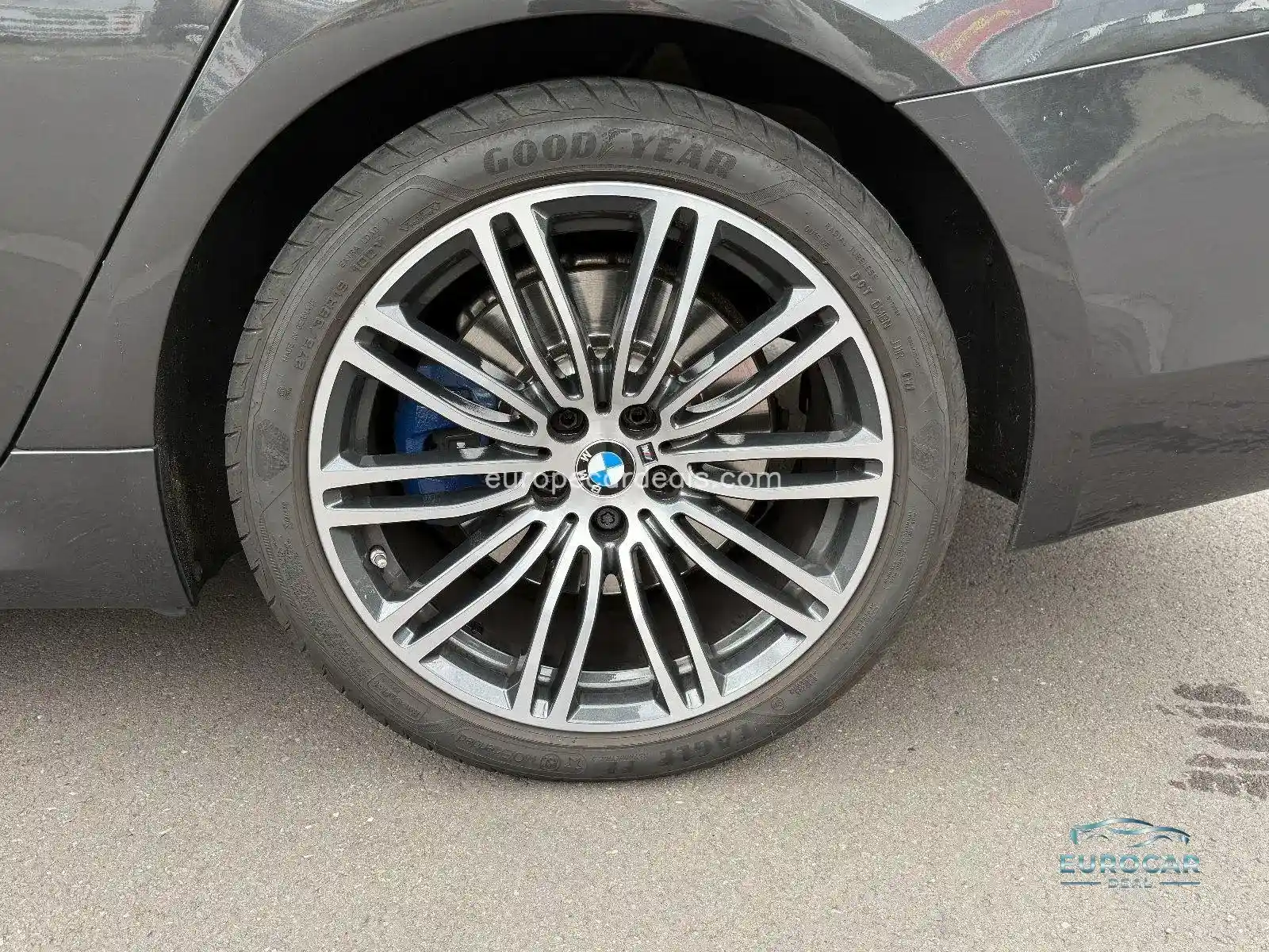 BMW 530